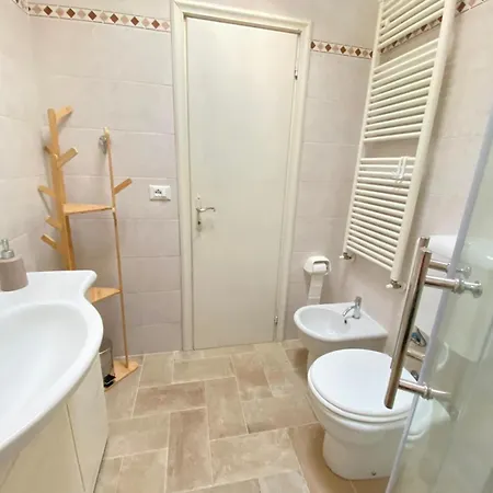 La Casina Di Perla * Viareggio